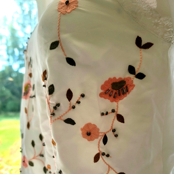 BRAND NEW! Buffalo by David Bitton Petite Beaded Floral Cami Top Size XS - Picture 2 of 13